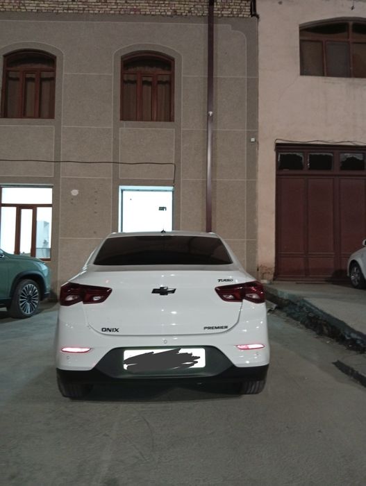 Onix turbo Sotiladi yoki Ijaraga beriladi