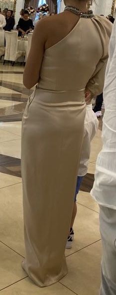 Rochie crem/bej mărimea Xs