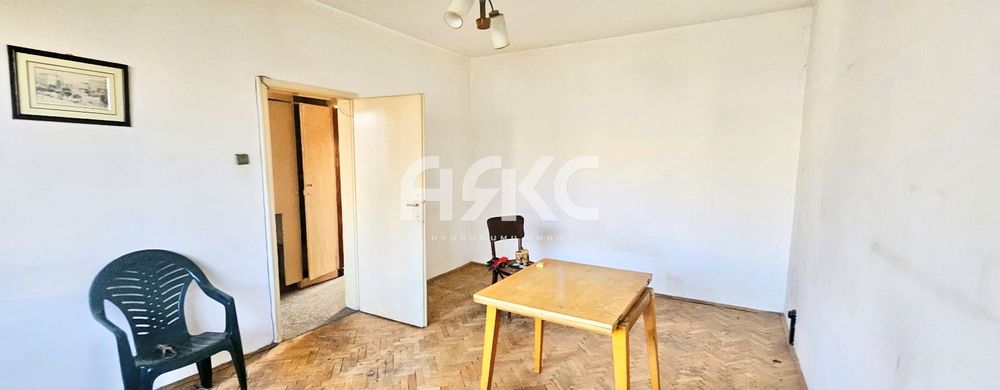 Тристаен светъл апартамент в кв. Гоце Делчев до МЕТРОСТАНЦИЯ