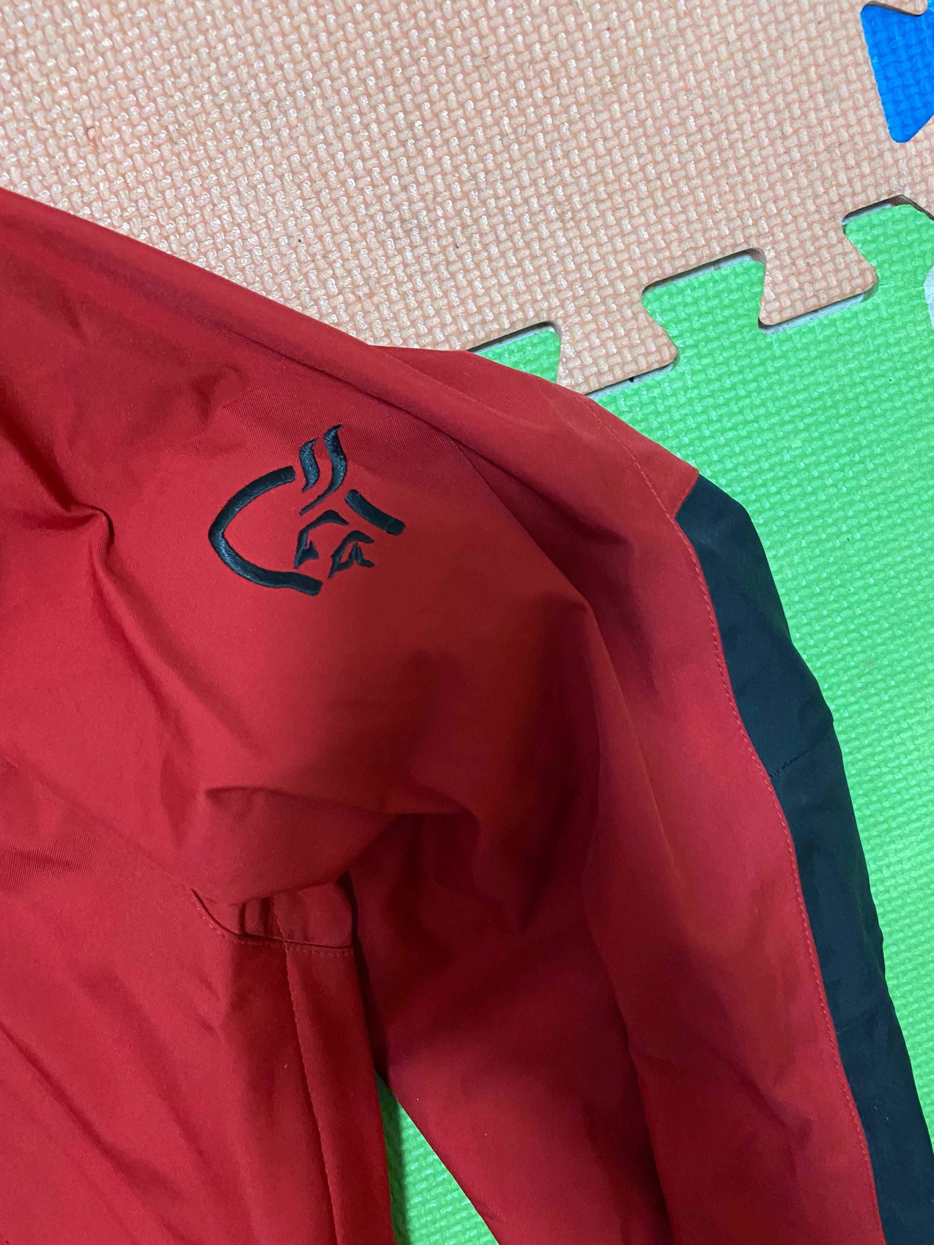 ''Norrona Trollveggen Gore-Tex''оригинални мъжко яке Л размер