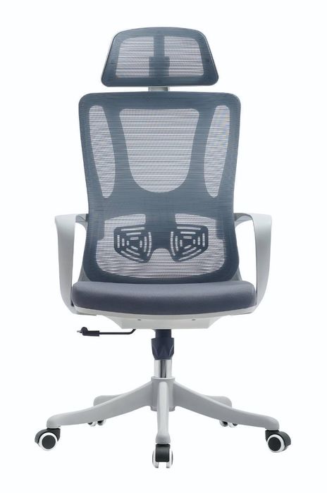 Офисные кресло..