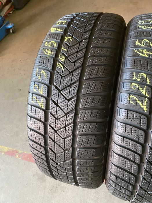 Anvelope Iarna 225/45/19 Pirelli Sottozero 3 225 45 19 R19
