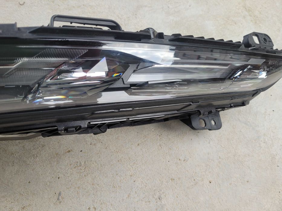 Bmw G70 i7 Swarovski Crystal Full LED Far,Бмв Г70 Фар