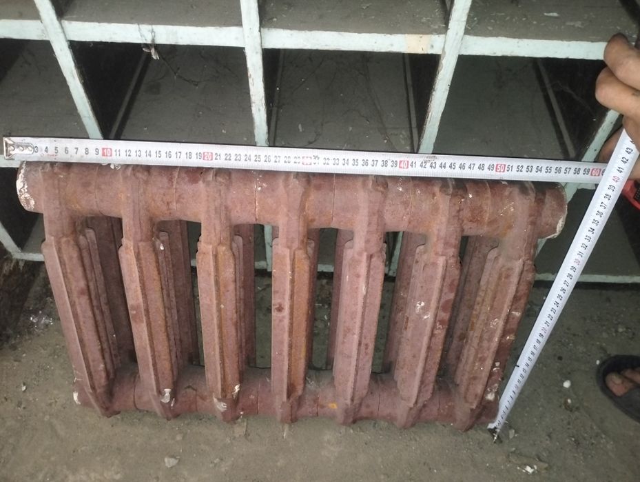 Продам батарею и хамут для лошади