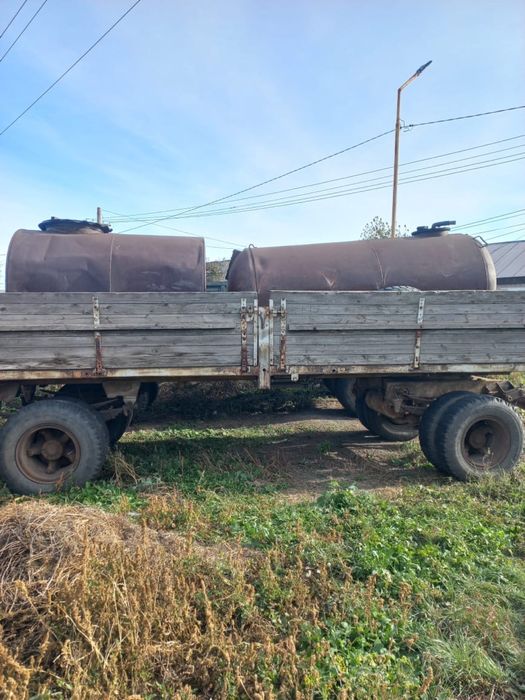 Продам прицеп с бочками