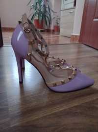 Pantofi cu toc, violet, noi, nepurtati