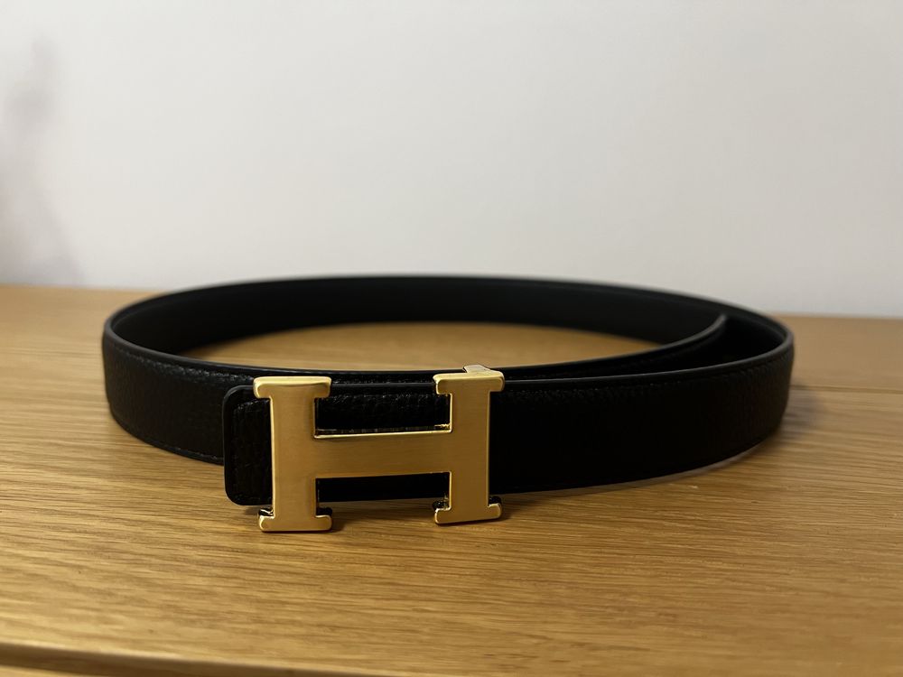 Curea Hermes dama