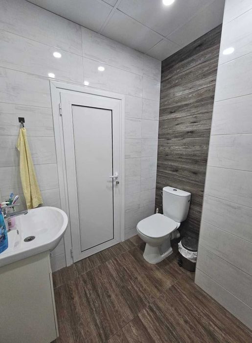 Тристаен Апартамент в Тракия