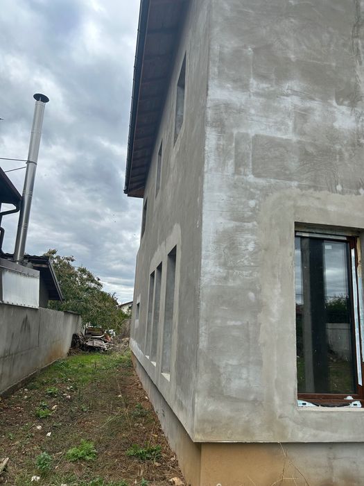 Casa în Târgoviște la doar 3 km de centru!!! Zona Peco Helene