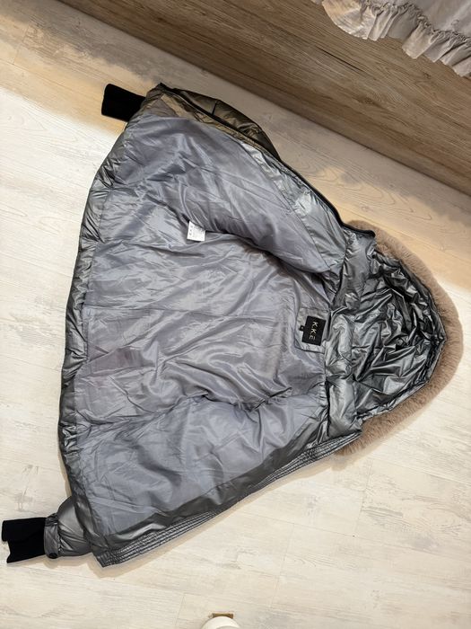 Дамско зимно яке с качулка