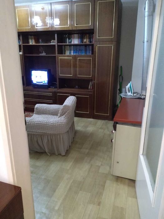 Дава се под наем Двустаен апартамент в Пещера - 70 кв.м за 178.5 € - Снимка #2