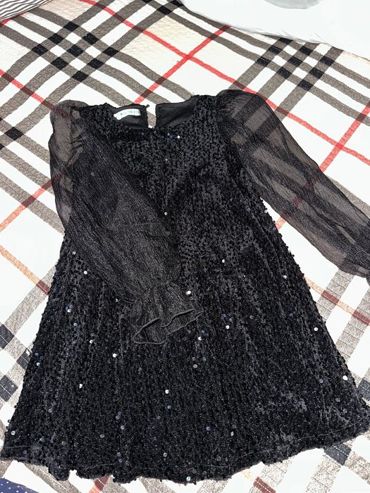 Продам черное детское платье