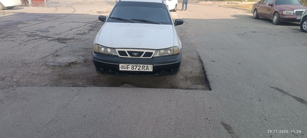 Нексия сотилади 1999