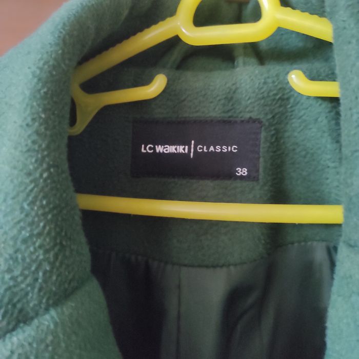 Дамско стилно палто LC WAIKIKI