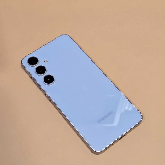 Hope Amanet P8 Samsung S24 Fe 128/8 Gb