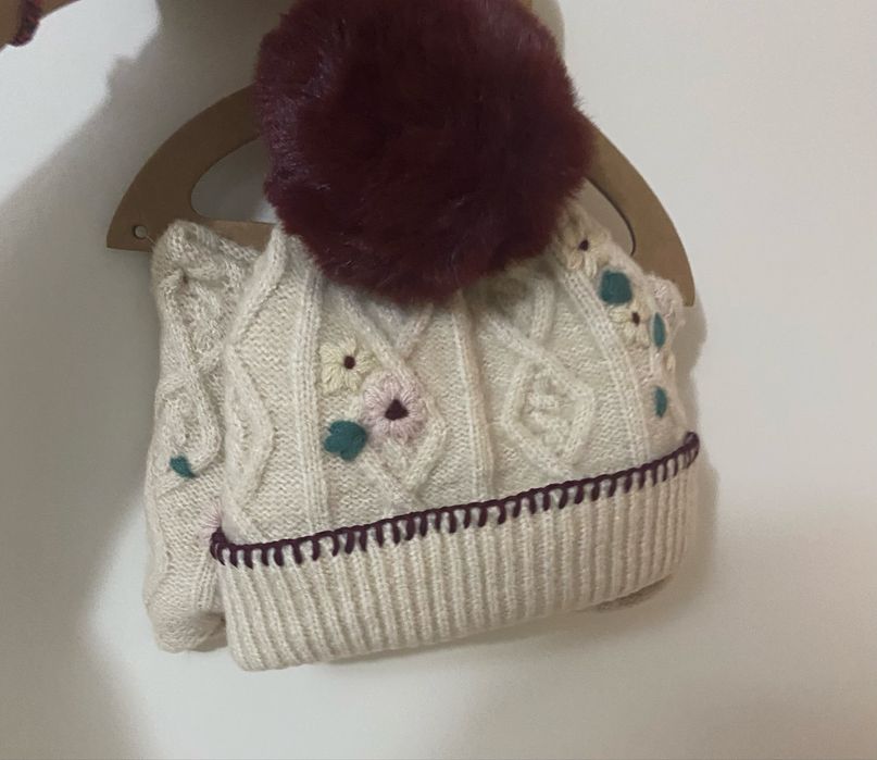 Set caciula si fular Next