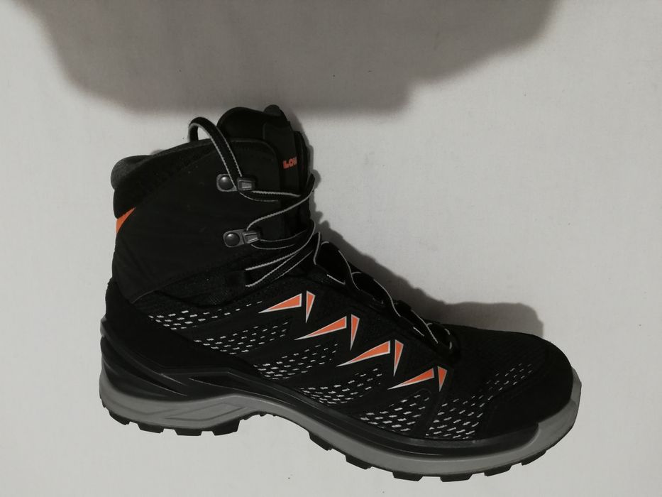 42 Lowa innox Pro Gore-tex masura 42
