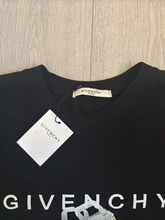 tricou Givenchy.