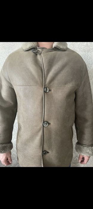 Продам мужскую дубленку. Лёгкая.