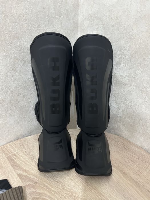 щитки для ног футы