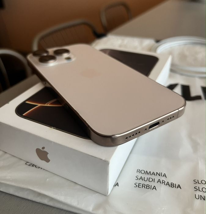 iPhone 16 Pro 256GB Desert Titanium