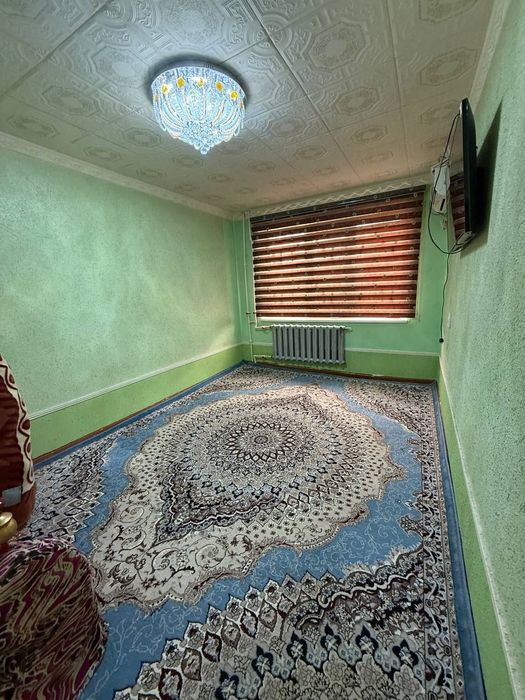 1 xonali kvartira sotiladi