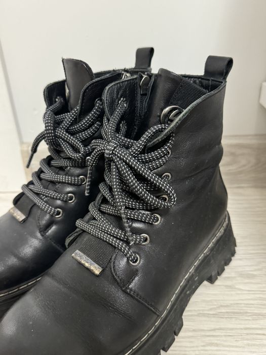 Зимни боти от естествена кожа