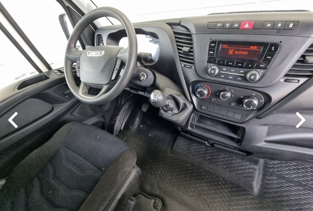 Iveco basculabil 6 Locuri