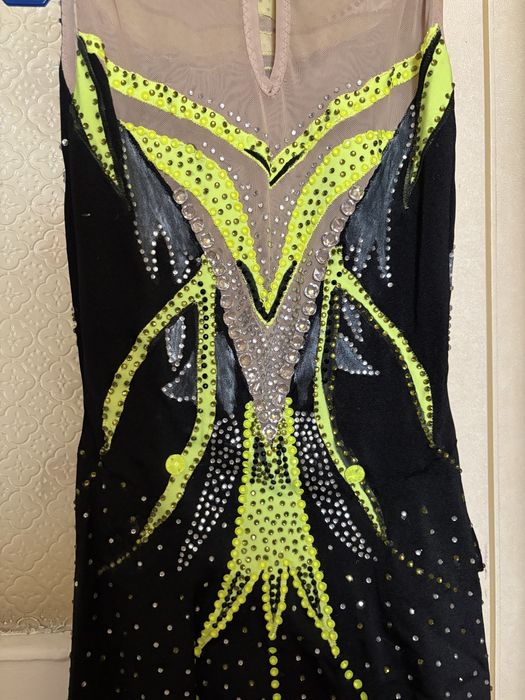 Купальник для художественной гимнастики