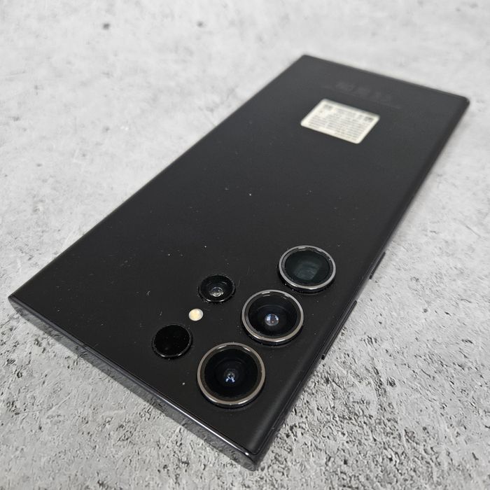 Samsung Galaxy S23 Ultra 256Gb(Риддер)Независимости34(лот772950)