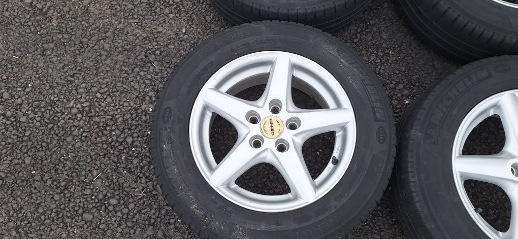 Set jante aliaj cu anvelope vara Michelin 195/65/R15