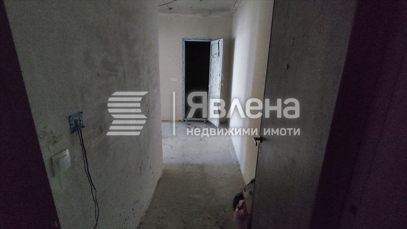 Двустаен вътрешен апартамент в ново строителство от собственика