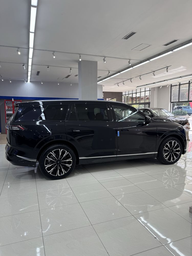 Dongfeng 008 Hybrid 2026