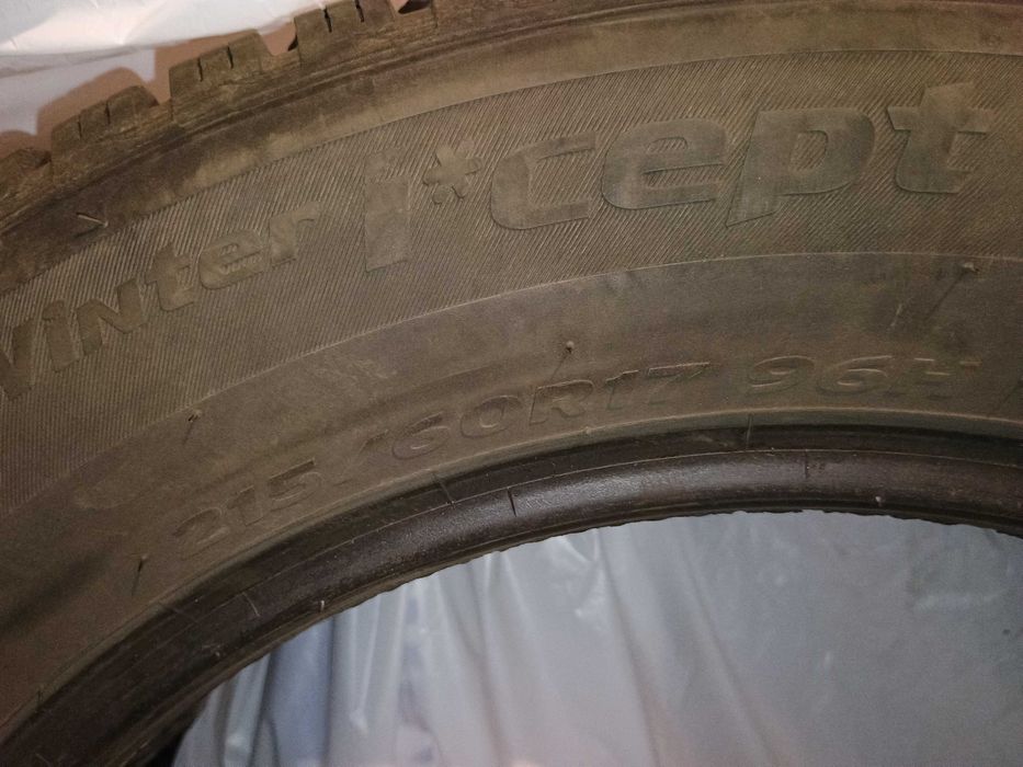 4 бр. Зимни гуми Hankook 215/60 17