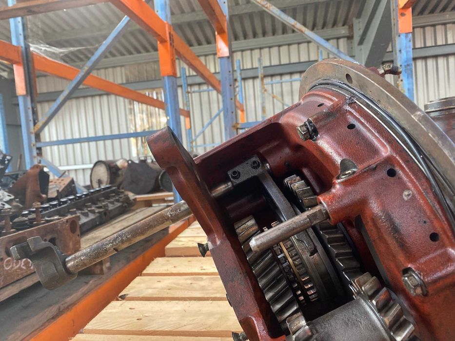 pinioane carcasa sateliti Massey Ferguson 2680 , 2640 , 3650