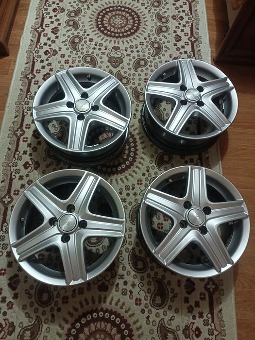 Продам диски скад в хорошем состоянии