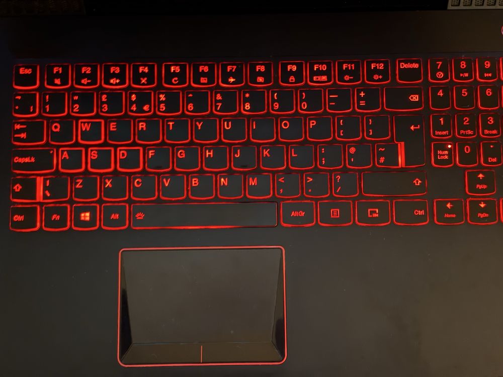 Laptop de gaming (pret negociabil)