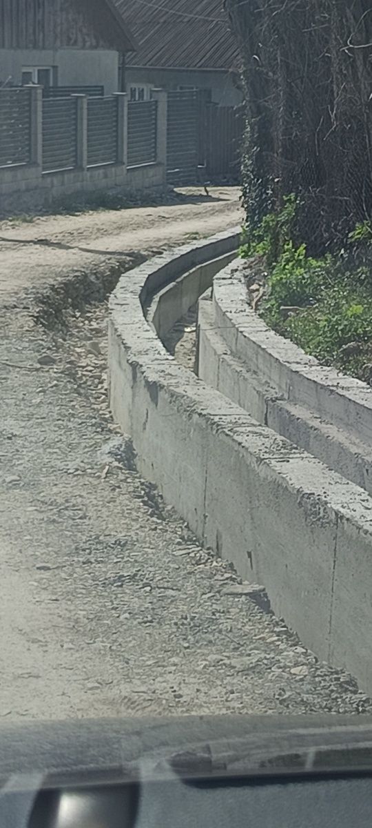 Casa cu teren sat Piatra(com Chiuza)