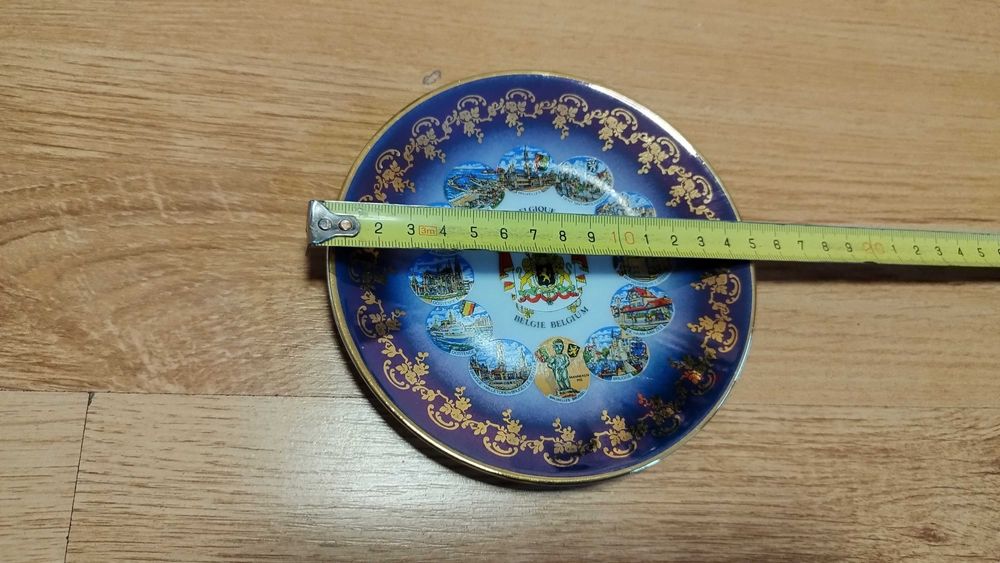 Красива,чиния от Белгия.