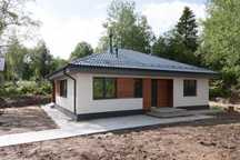 vand case pe structura metalica
