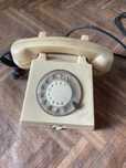 Telefon cu roata