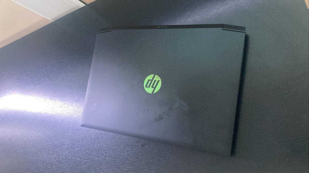 HP Pavilion Gaming Laptop 16-a0xxx. Funcționează perfect.