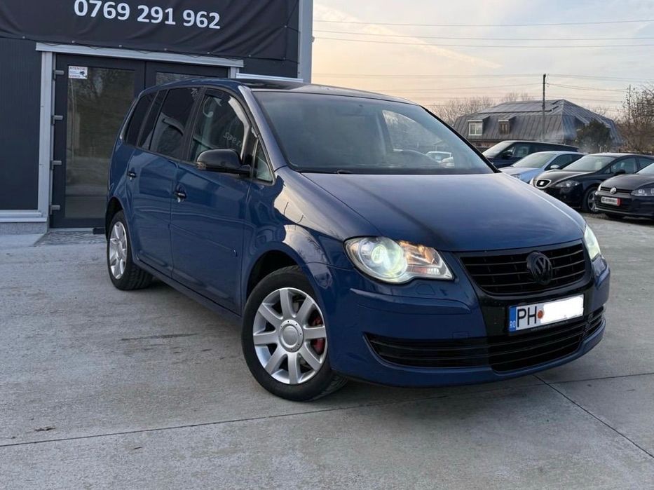 Volkswagen Touran 1An Garanție Posibilitate Rate/Finantare