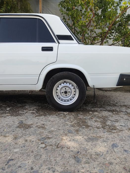 Vaz 2107 Sotiladi