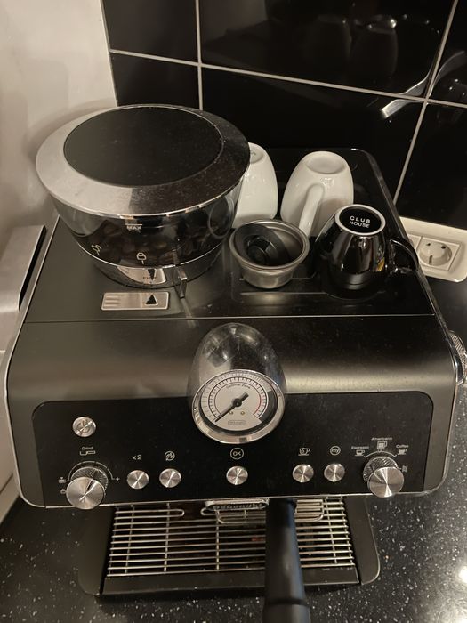 Espresor DeLonghi
