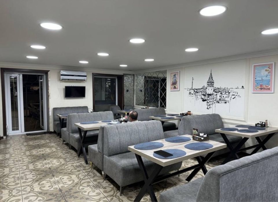 Метро М.Горкий продаётся 140м2 Нежилое 1-линия