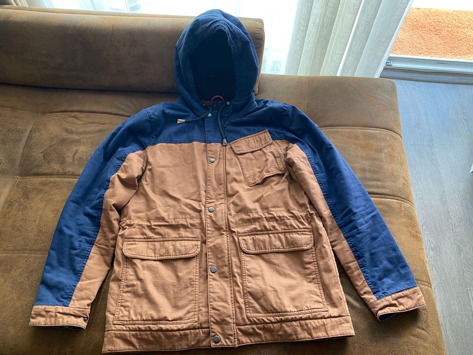 Vând geacă O’Neill barbati