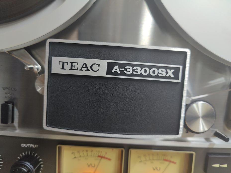 Teac A-3300SX ,stare excelentă,tehnic și estetic