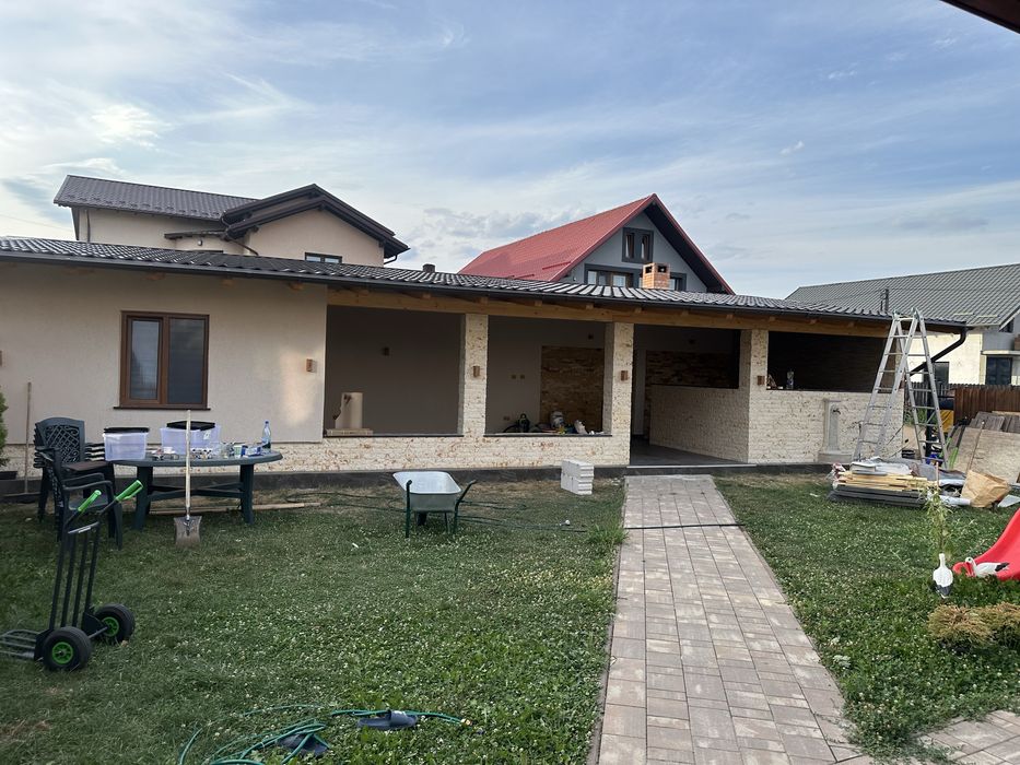 Constructii case la cheie sau la rosu , Renovari , Interioare ,