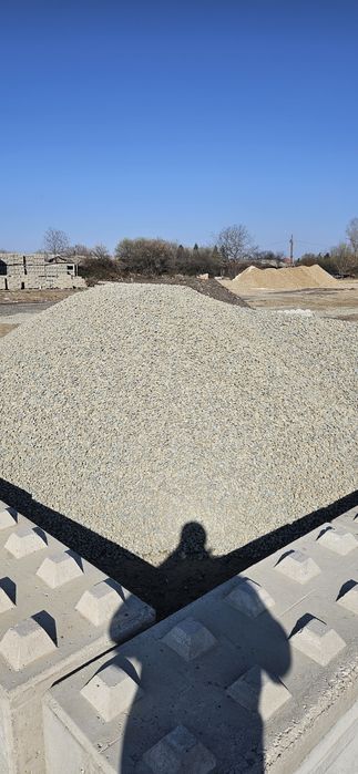 Nisip, piatra, margaritar etc